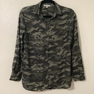 BeachLunchLounge Military Green Gorpcore Camouflage Grunge Button Down Blouse XS